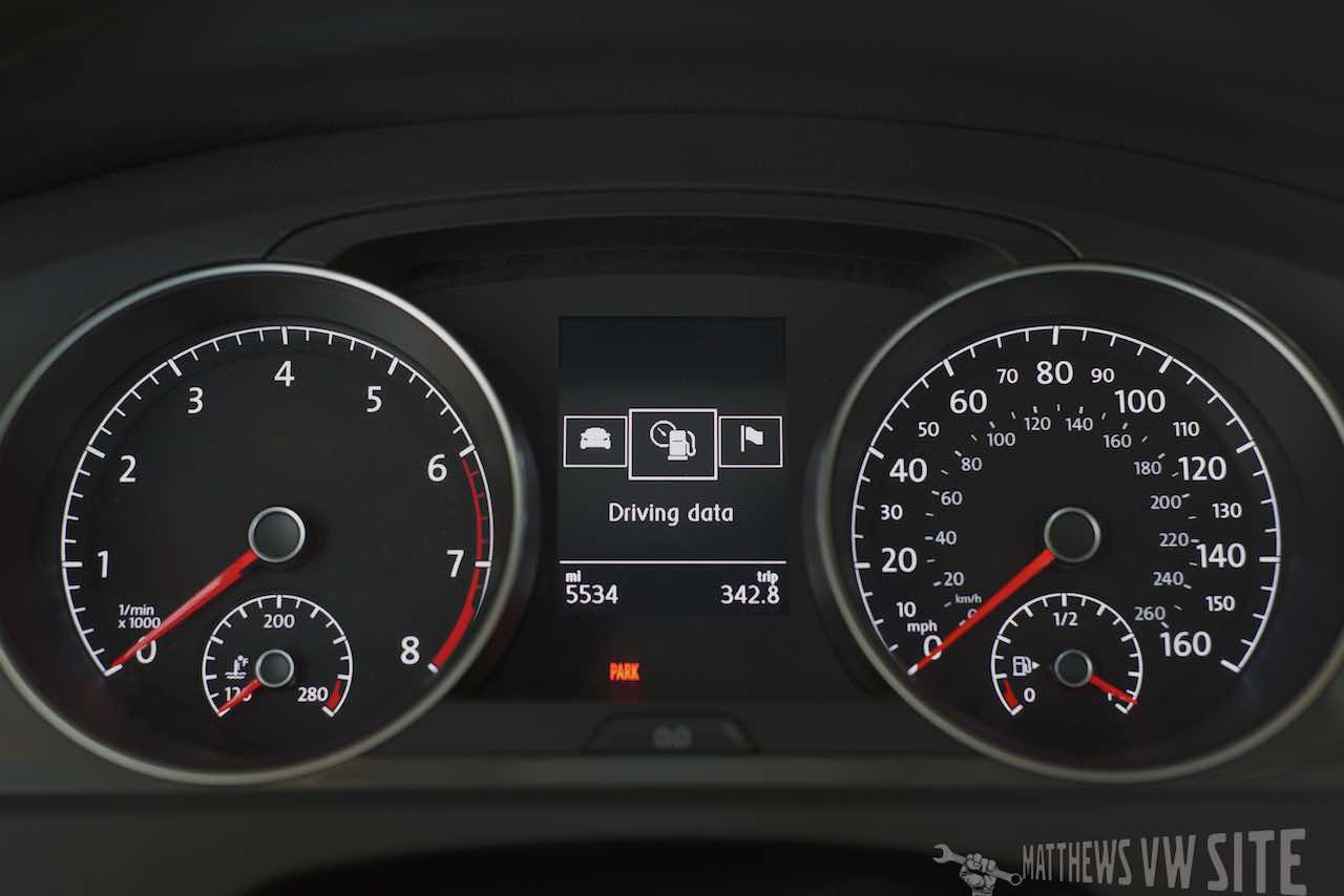 Driving Data page in the VW Multifunction Display