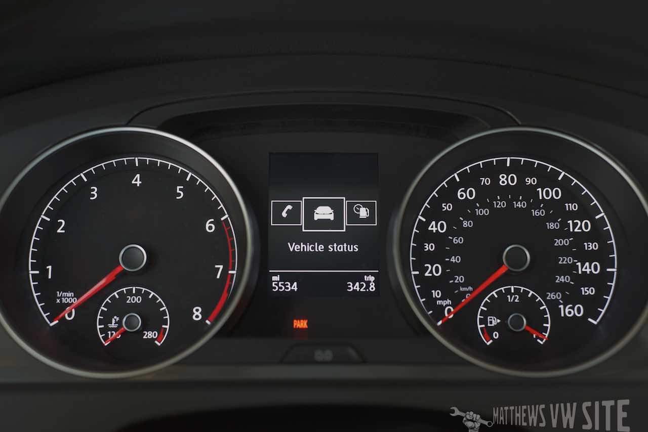 Vehicle Status page in the VW Multifunction Display