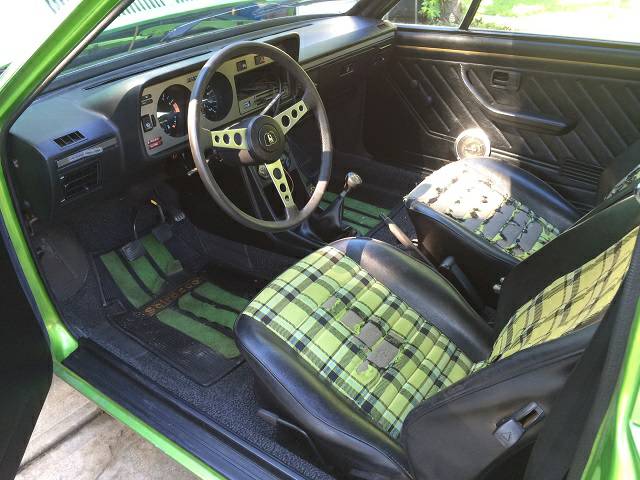 Volkswagen S 50 Year Love Affair With Plaid - 2018 Vw Gti Plaid Seat Covers