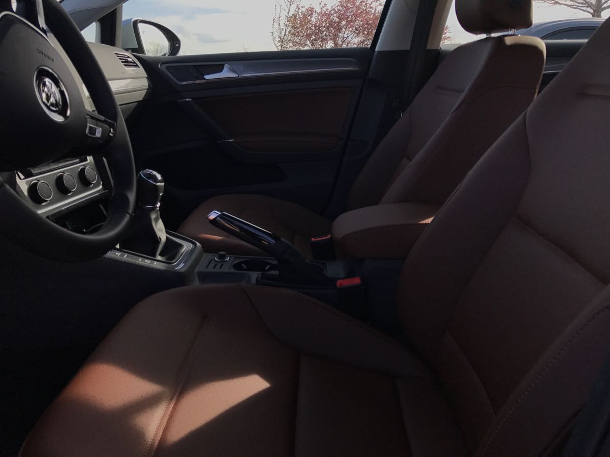 Alltrack 6 speed manual interior